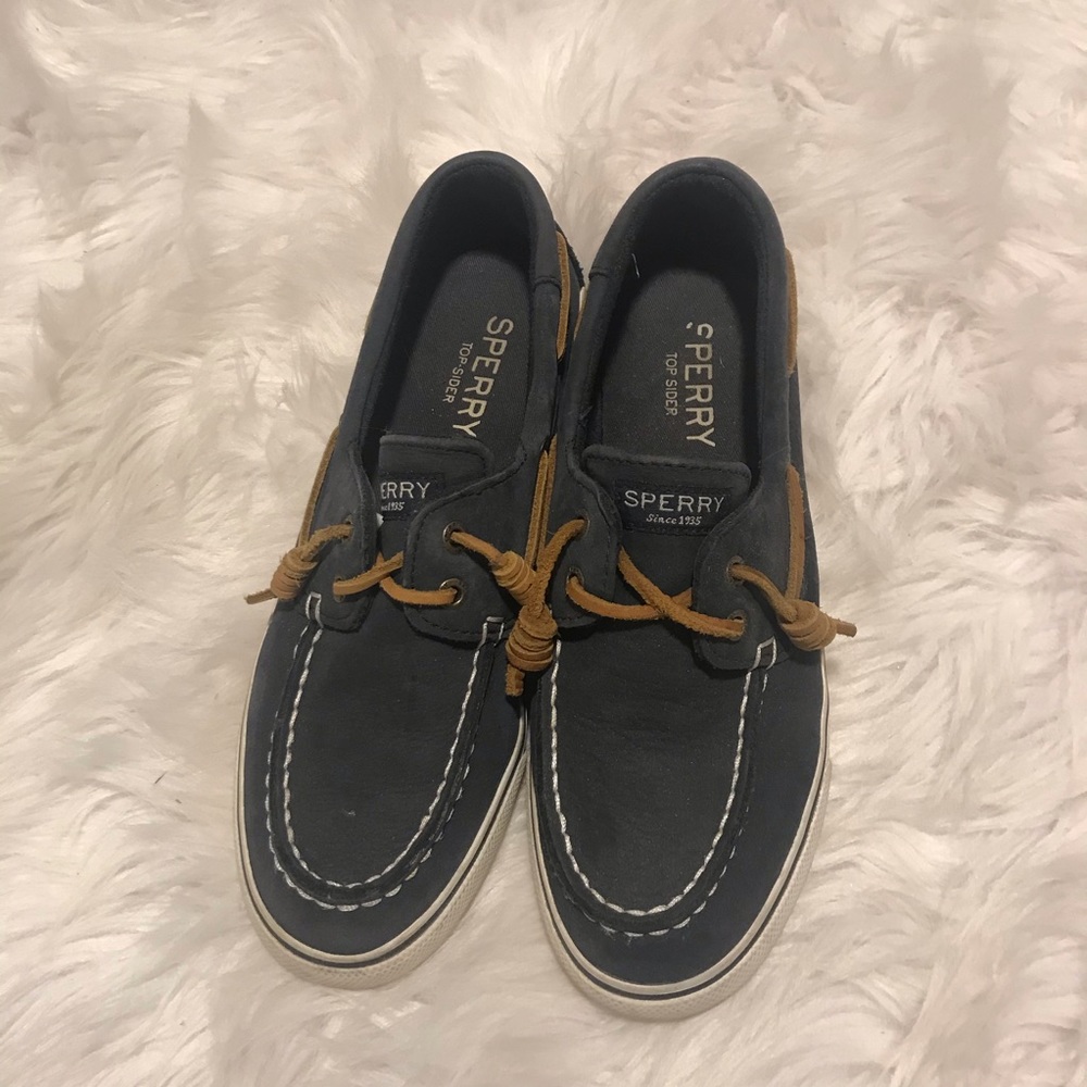 Navy blue Sperry’s, women’s 7